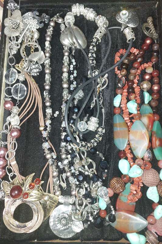 A quality vintage joblot costume necklaces