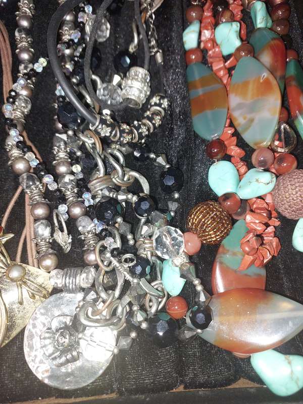 A quality vintage joblot costume necklaces