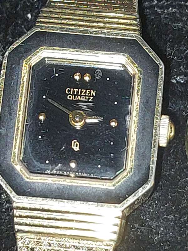 A COLLECTION JOBLOT WOMANS WATCHES SOLD AS IS NOT TESTED