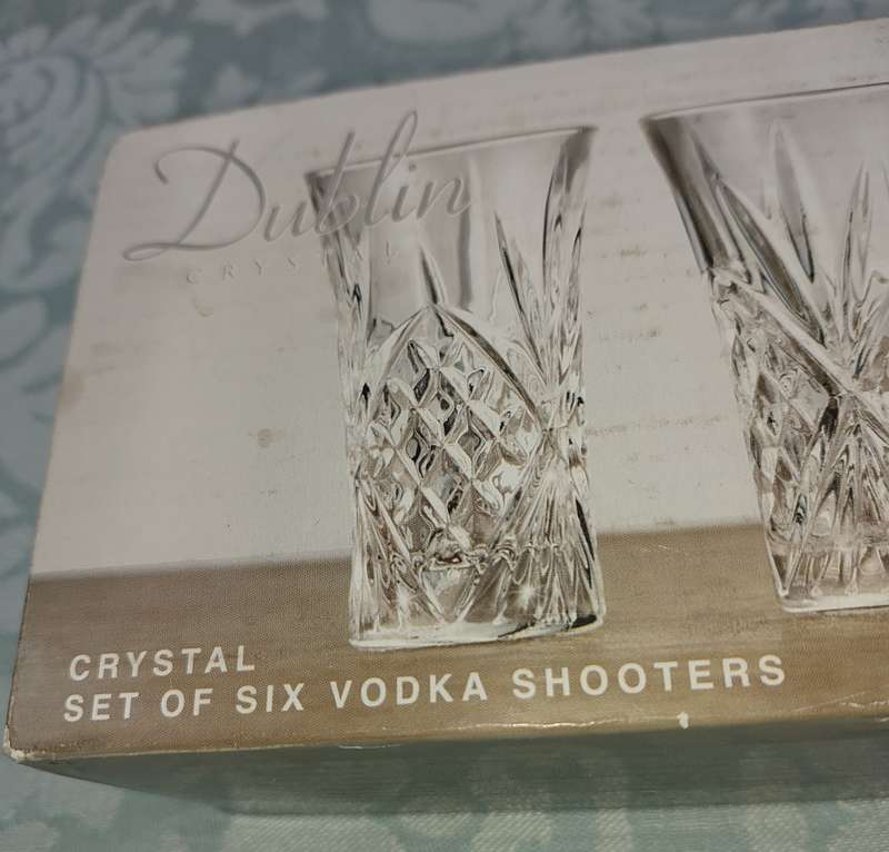 A SET OF SIX SHANNON CRYSTAL BY GORDINGER  DUBLIN VODKA SHOOTERS TUMBLERS SOLD AS IS