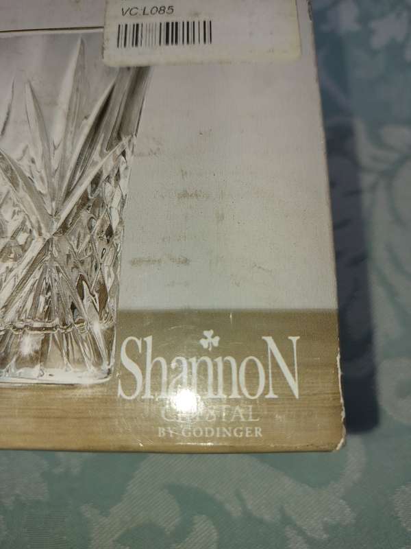 A SET OF SIX SHANNON CRYSTAL BY GORDINGER  DUBLIN VODKA SHOOTERS TUMBLERS SOLD AS IS