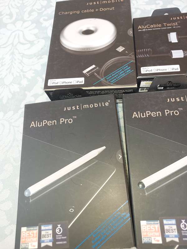 A JOBLOT ALU MOBILE ITEMS SOLD AS IS NOT TESTED