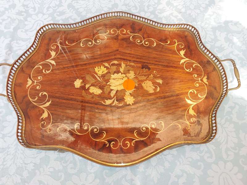 AN ITALIAN INLAY PAINT SERVING TRAY THAT NEEDS SOME RESTORATION WORK SOLD AS IS