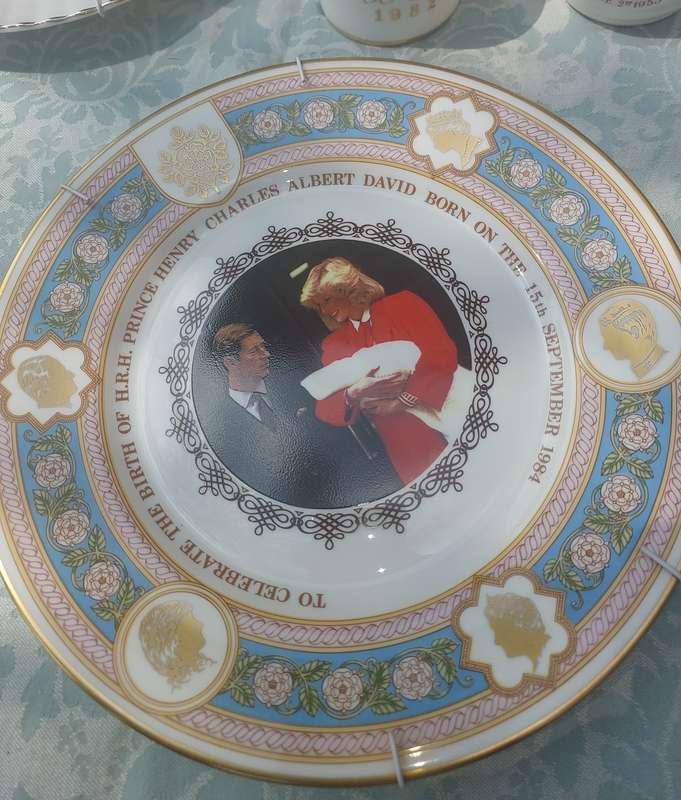 A COLLECTION OF BRITISH ROYAL CROCKERY SOLD AS IS