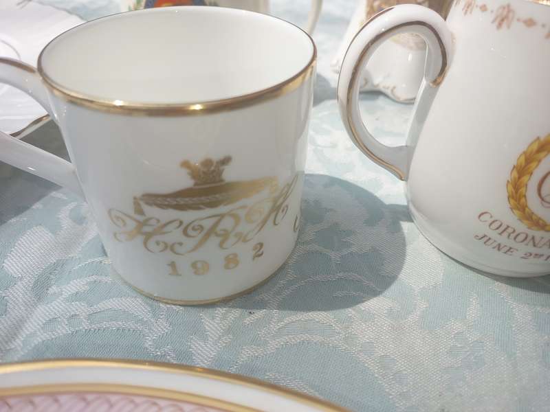 A COLLECTION OF BRITISH ROYAL CROCKERY SOLD AS IS