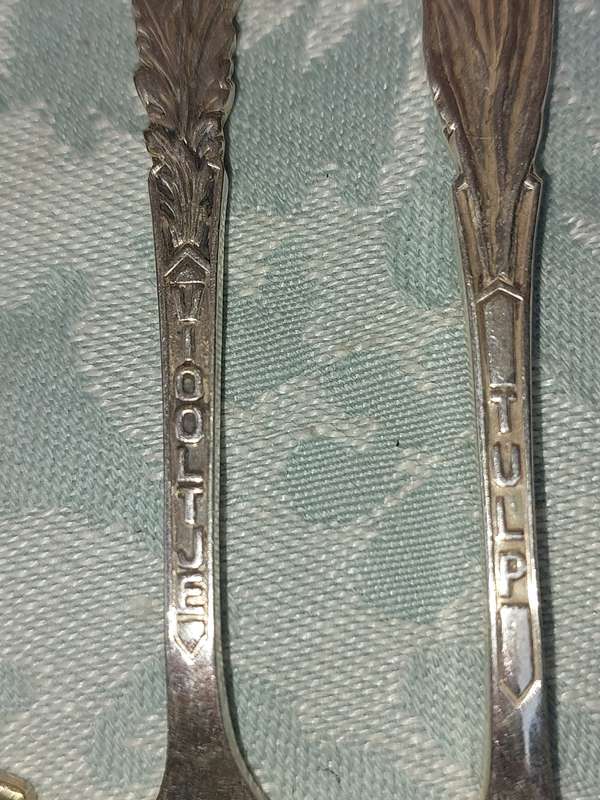 RARE Sola Zeist CakeForks. Vintage Pastry Forks 5 in total sold as is