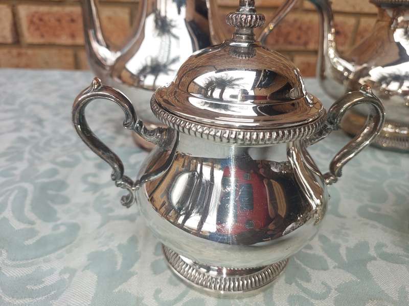 Vintage Gorham Newport Silver Plated Coffee Tea Pitcher Set sold as is