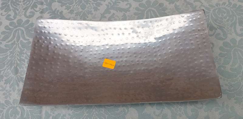 A VINTAGE HAND MADE PEWTER RECTANGULAR SERVING PLATTER MADE IN MEXICO SOLD AS IS