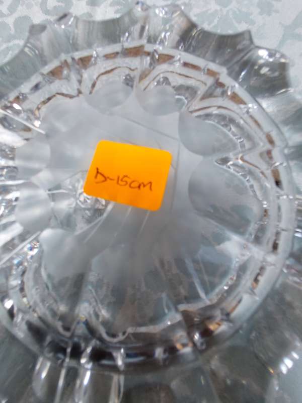 A PAIR OF GLASS ASH TRAYS SOLD AS IS