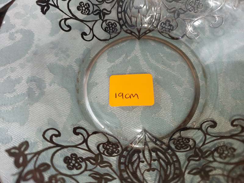 A VINTAGE LEAD INLAY SERVING BOWL SOLD AS IS