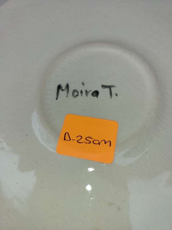 AN ART DECOR HAND PAINTED BY MOIRA T PLATTER SOLD AS IS