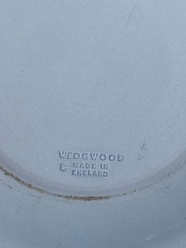 TWO VINTAGE WEDGEWOOD PLATES SOLD AS IS