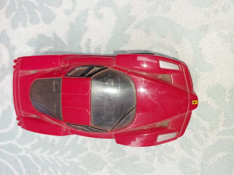 A VINTAGE COLLECTION MODEL CARS SOLD AS IS