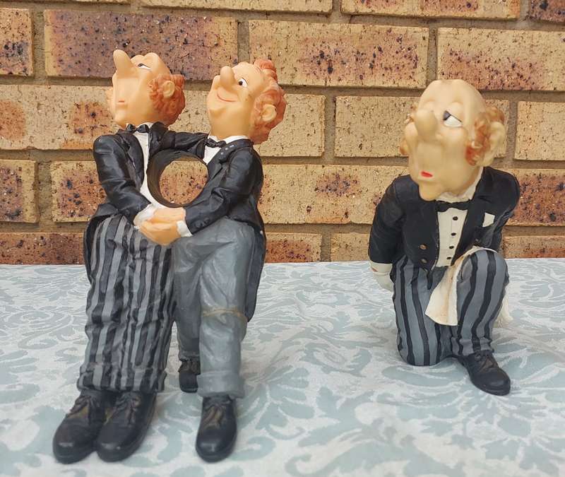 Vintage James the Butler 2 French Waiters AND A BUTLER CERAMIC WINE HOLDER R750