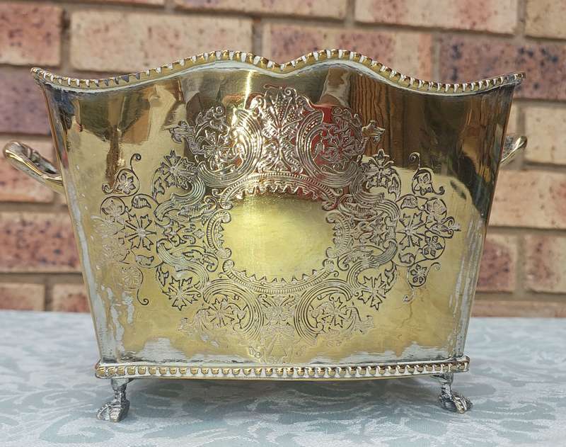 A VINTAGE SILVER PLATED ON BRONZE SWEAT CADDY VICTORIAN ERA SOOD AS IS