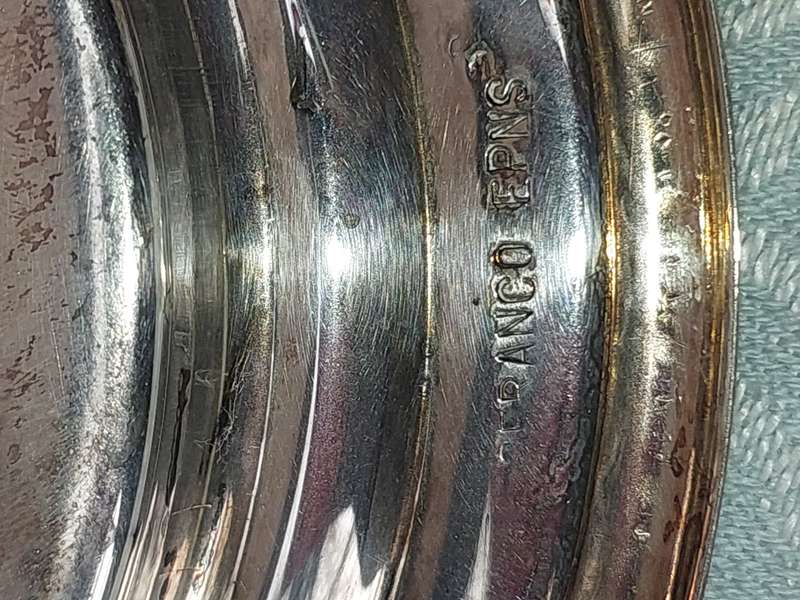 A VINTAGE COLLECTION OF FINGER PLATES SIOVER PLATED SOLD AS IS