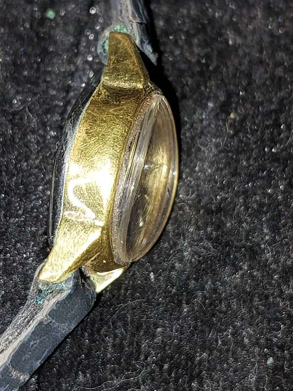 A VINTAGE ORFINA SWISS MADE LADIES WATCH SOLD AS IS NOT TESTED