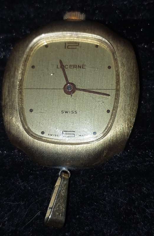 A HIGHLY COLLECTABLE RARE LUCERN SWISS MADE GOLD PLATED PENDANT WATCH MANUAL WIND SOLD AS IS
