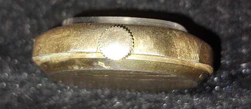 A HIGHLY COLLECTABLE RARE LUCERN SWISS MADE GOLD PLATED PENDANT WATCH MANUAL WIND SOLD AS IS