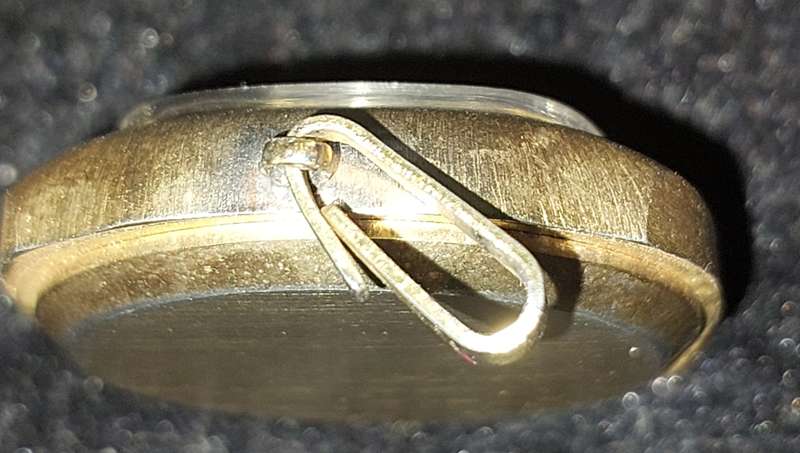 A HIGHLY COLLECTABLE RARE LUCERN SWISS MADE GOLD PLATED PENDANT WATCH MANUAL WIND SOLD AS IS