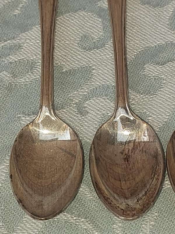 A SET OF 6 DEMITASSE SPOONS EPNS A1 SHEFFIELD ENGLAND SOLD AS IS