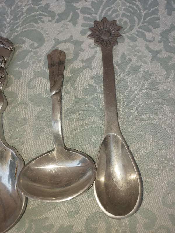 THREE SETS OF CAROL BOYES STYLE ALLOY SALAD LADLES SOLD AS IS