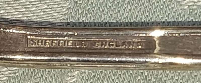 A SET OF 3 EPNS A1 SHEFFIELD ENGLAND TABLE SPOONS 18 CENTIMETERS SOLD AS IS