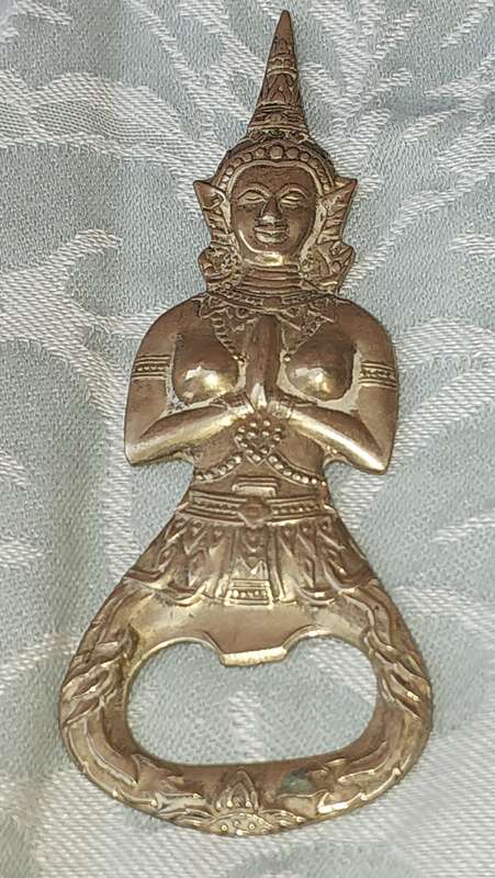 A 72 PIECE SIAM BUDDHA  NICKEL BRONZE CUTLERY SET MADE IN THAILAND SOLD AS IS