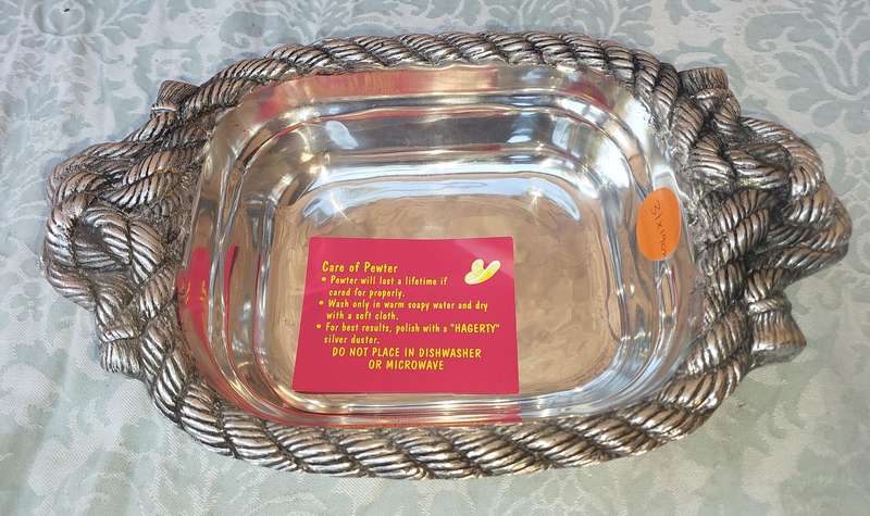 A HECHO MADE IN MEXICO PEWTER SERVING PLATTER SOLD AS IS