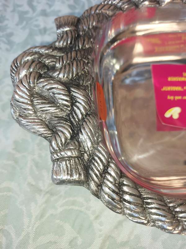 A HECHO MADE IN MEXICO PEWTER SERVING PLATTER SOLD AS IS