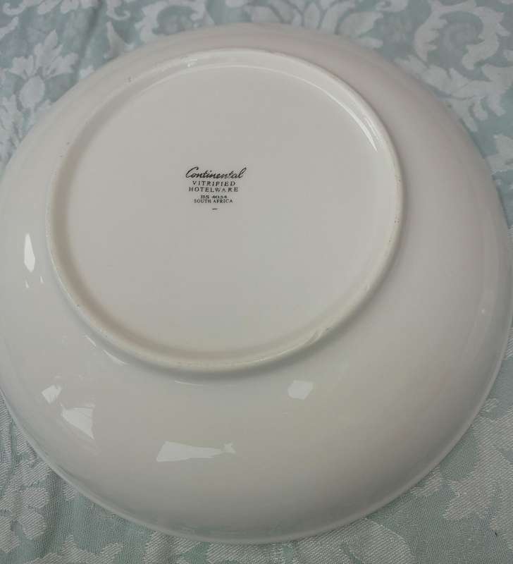 TWO VINTAGE PORCELAIN SERVING BOWLS SOLD AS IS