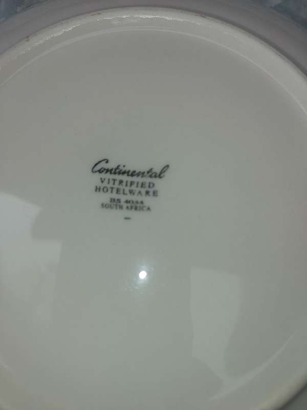 TWO VINTAGE PORCELAIN SERVING BOWLS SOLD AS IS