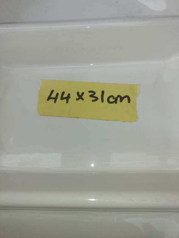 A THREE-DEVISION PORCELAIN SERVING PLATTER IMPORTED FROM PORTUGAL FOR WOOLWORTHS,