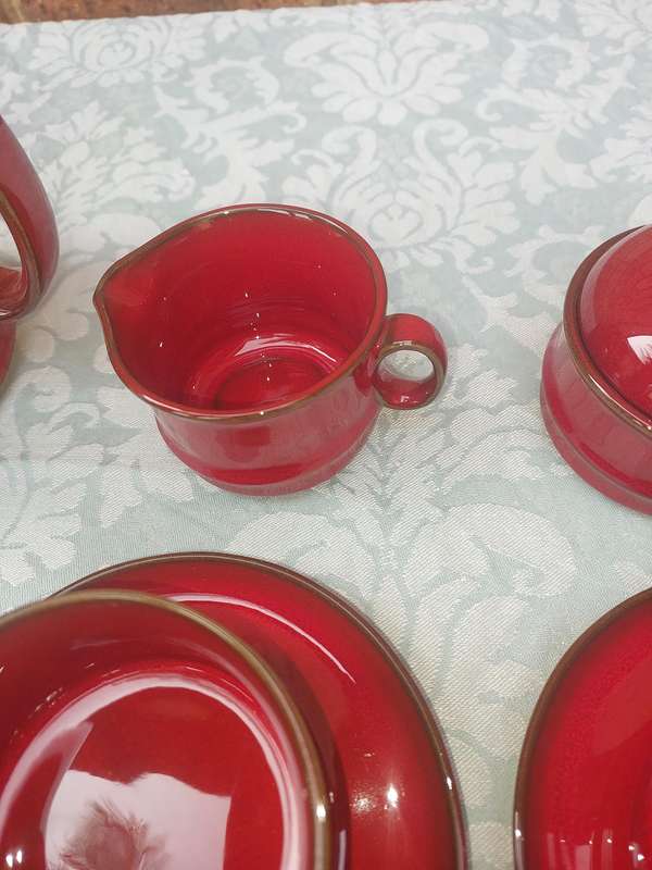 AN ART DECOR VINTAGE RED COFFEE SET 15 PIECE BY CERAMICA  D'ARTE ITALY