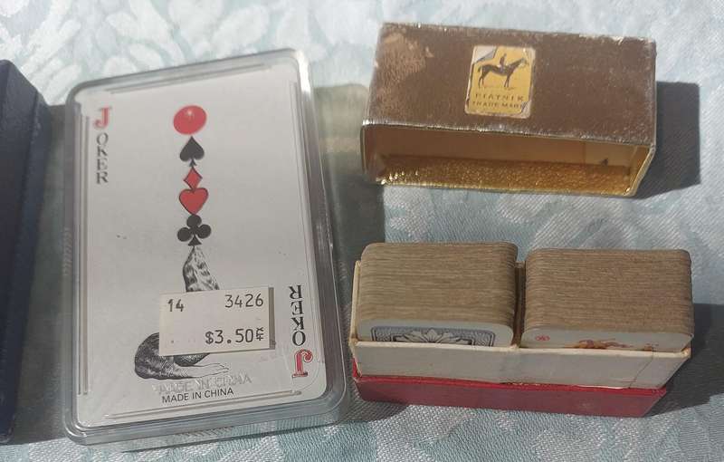 A VINTAGE COLLECTION PLAYING CARDS SETS SOLD AS IS