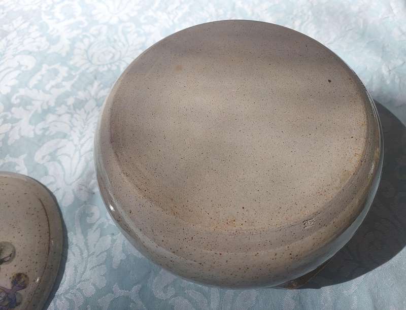 A VINTAGE BAKED CERAMIC SOUP TUREEN SOLD AS IS