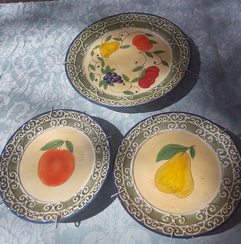 A COLLECTION OF 3 FLORENTINE SALAD PLATE PLAQUES SOLD AS IS