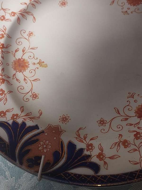 A VINTAGE STOKE ON TRENT STAFFORDSHIRE ENGLAND PLATE , PLAQUE SOLD AS IS