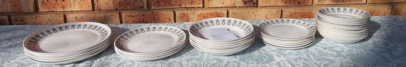 A VINTAGE PORCELAIN FINE CONSTANTIA DINNER PLATE SET SABS STAMPED SOLD AS IS