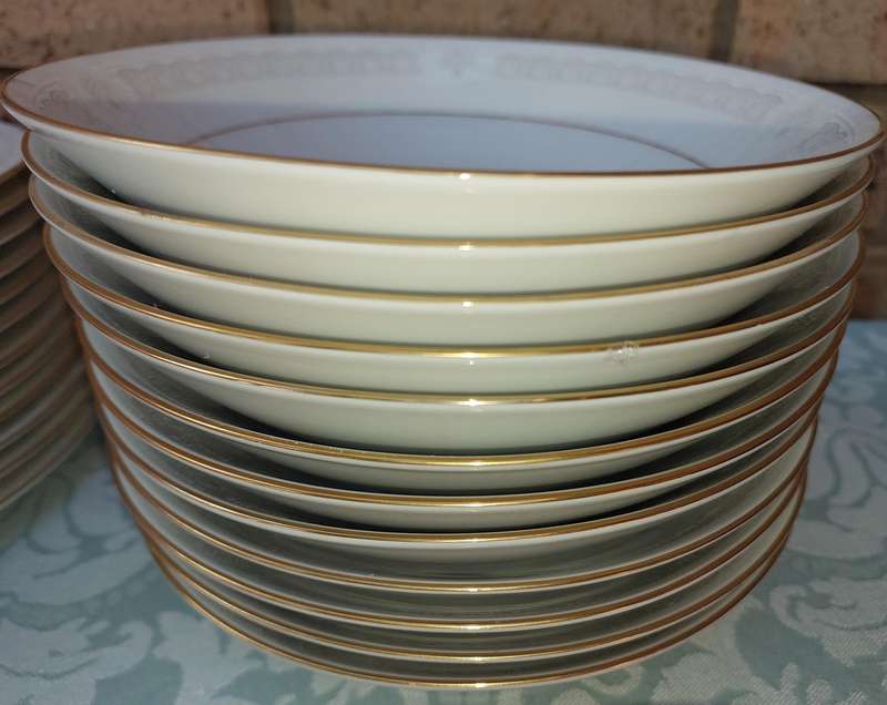A vintage legendary Sri Lankan Parisian lace Noritake set sold as is