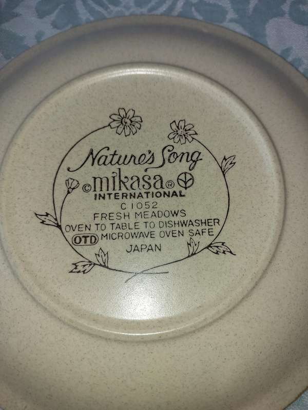 A VINTAGE COLLECTION OF 6 NATURES SONG MIKASA INTERNATIONAL JAPAN CAKE PLATES SOLD AS IS
