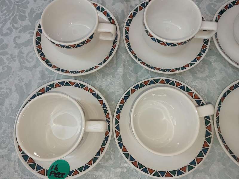 A SET OF CUPS AND SAUCERS BY ROYAL PORCELAIN KINGDOM OF  THAILAND SERIES 02 SOLD AS IS