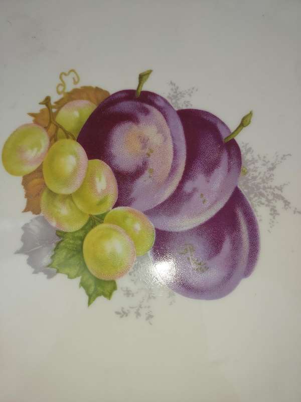 A RARE THOMAS GERMANY PORCELAIN FRUIT PLATTER SOLD AS IS