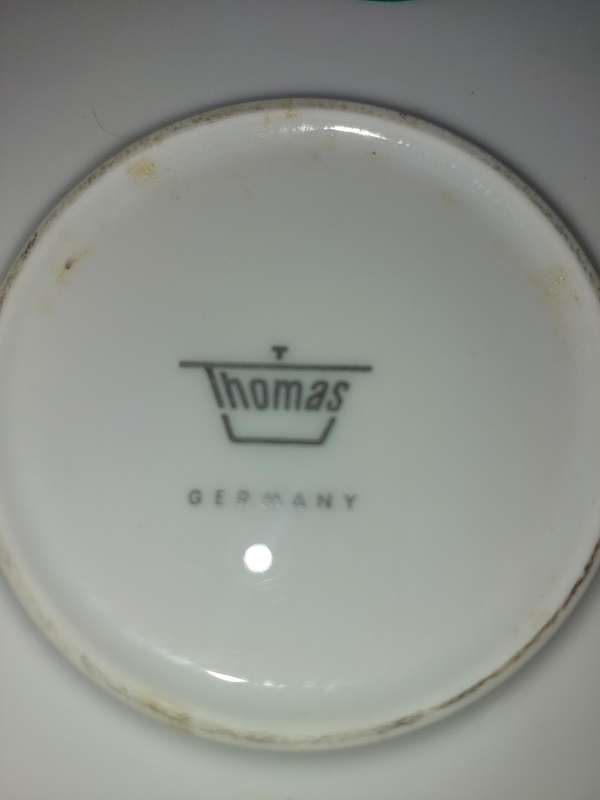 A RARE THOMAS GERMANY PORCELAIN FRUIT PLATTER SOLD AS IS