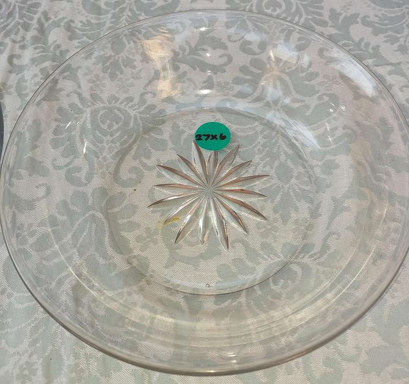 TWO ART DECOR  GLASS SERVING BOWLS SOLD AS IS