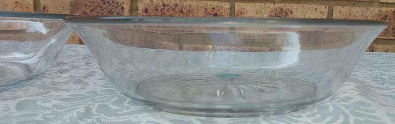 TWO ART DECOR  GLASS SERVING BOWLS SOLD AS IS