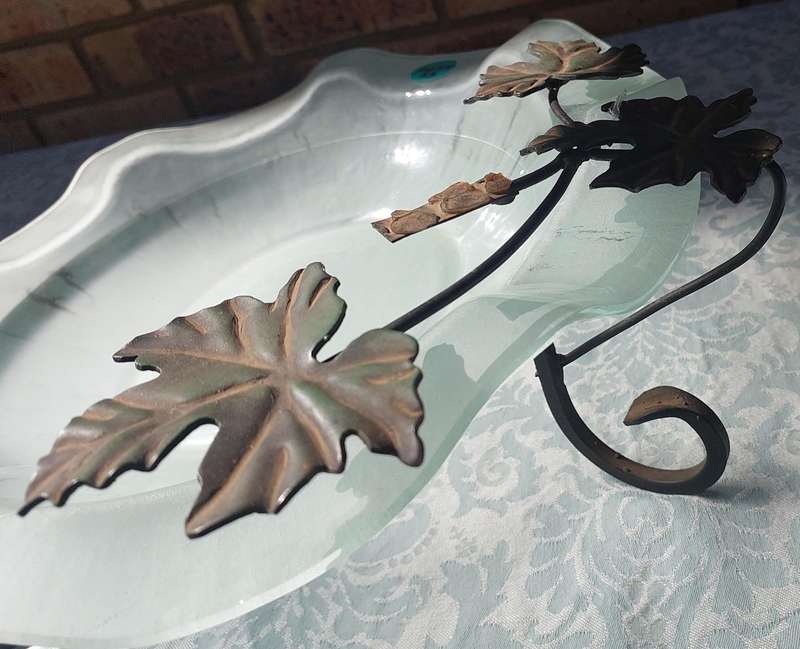A WRATH IRON AND GLASS ART DECOR FRUIT BOWL STAND SOLD AS IS