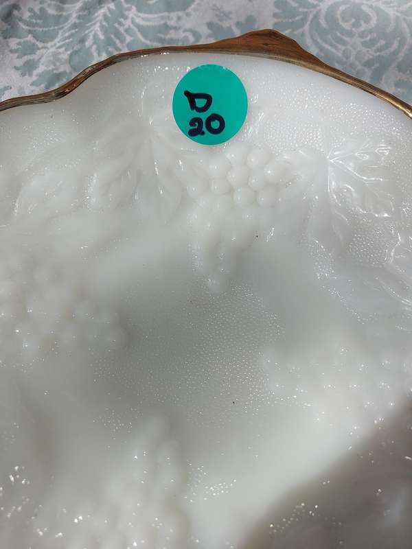 AN ART DECOR FROSTED WHITE WITH GOD TRIM SERVING PLATTER SOLD AS IS