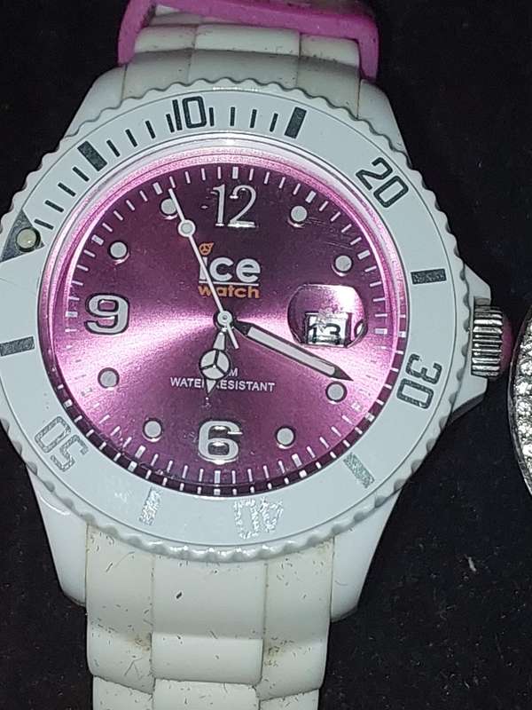 TWO ICE RUBBER WATCHES SOLD AS IS NOT TESTED NEEDS NEW BATTERIES