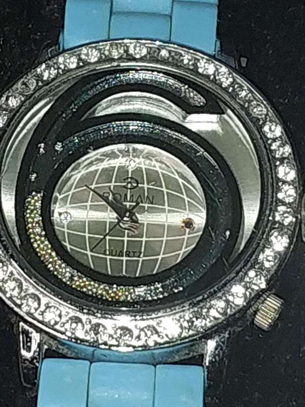 A COLLECTION OF USED COSTUME WATCHES SOLD AS IS NOT TESTED
